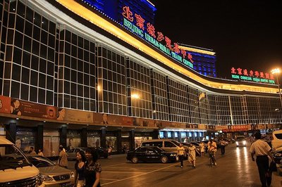 北京商圈改造潮 10条商业街区的升级困境与突围之路